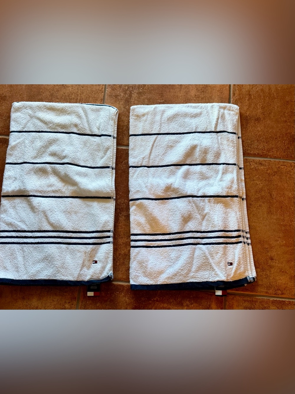 Tommy Hilfiger Flag 2 Bathroom Towel Set 100% Micro Cotton White Blue Stripe